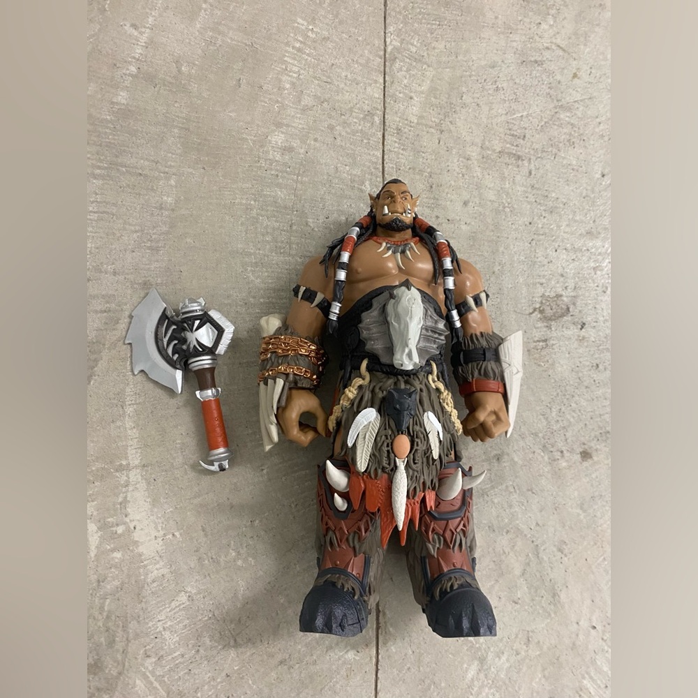 World of WarCraft Durotan 18 in ActionFigure W Axe